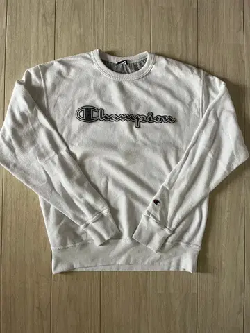 Champion 화이트 맨투맨