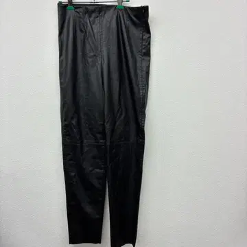 ZARA 가죽 팬츠 블랙 L 62