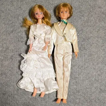 마바 바비와 보이프렌드 반다이