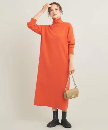 뷰티앤유스 밀라노 리브 터틀넥 니트 원피스 캐시미어 S