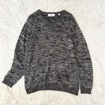 투모로우랜드 V넥 니트 블랙 화이트 얼룩무늬 L