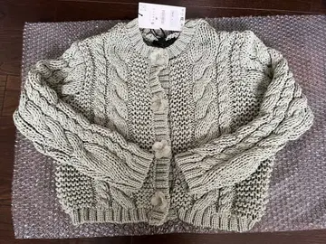 ZARA 플라워 버튼 가디건 택 포함