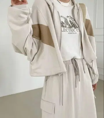 eyarn 바이컬러 맨투맨 SET