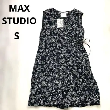 MAX STUDIO 블랙 x 화이트 꽃무늬 올인원 S 새상품 택 포함