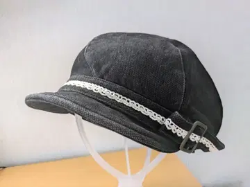 레이스 달린 블랙 캡