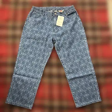 &LOVE 까멜리아 발염 스트레이트 데님 팬츠