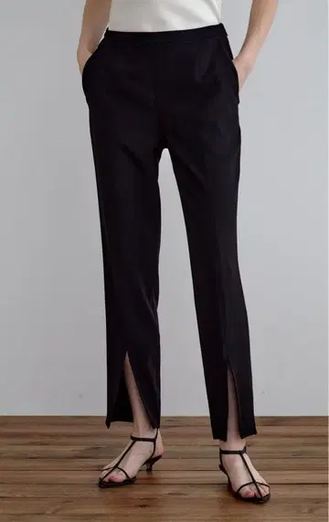 LE PHIL 앞 슬릿 슬림 팬츠