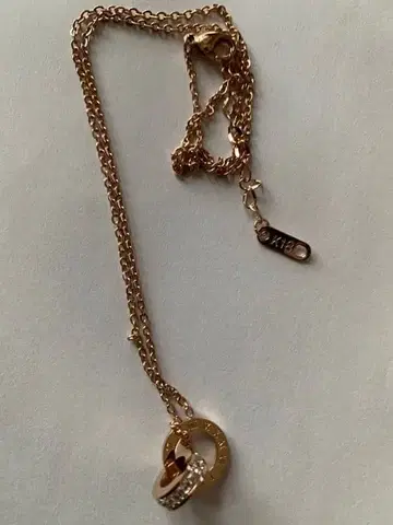 멋진 목걸이입니다