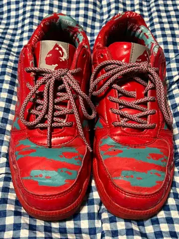 드래곤 비어드 울트라 세븐 스니커즈 26.5