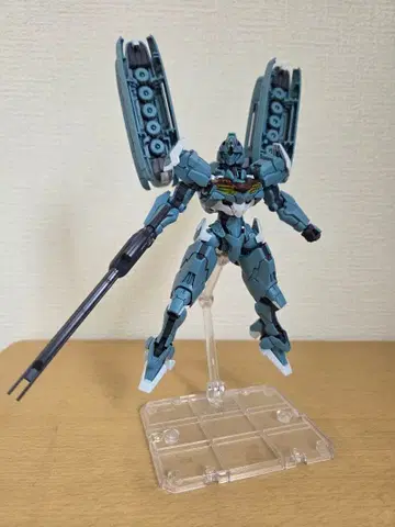 HG 양산형 루브리스 + 스탠드 포함