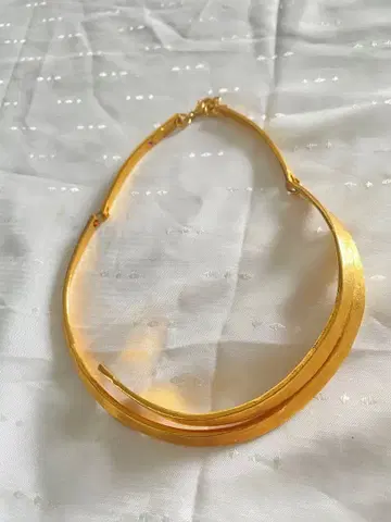 세실 & 잔느 빈티지 모더니스트 골든 초커 목걸이