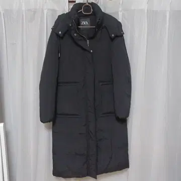 ZARA 롱 다운 (충전솜)