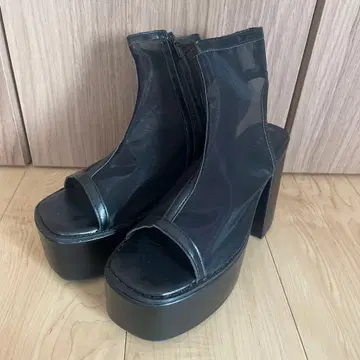 clear 통굽 메쉬 부츠 샌들 L