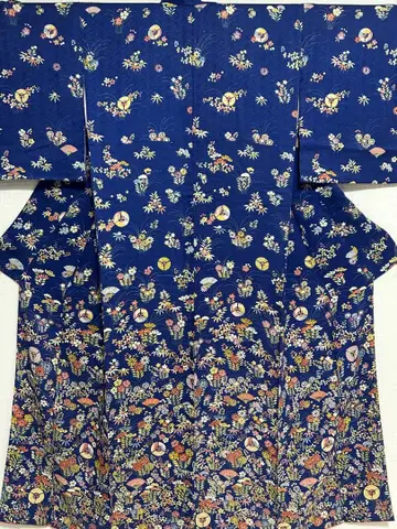 색색의 초화 무늬 츠케사게 코몬 35