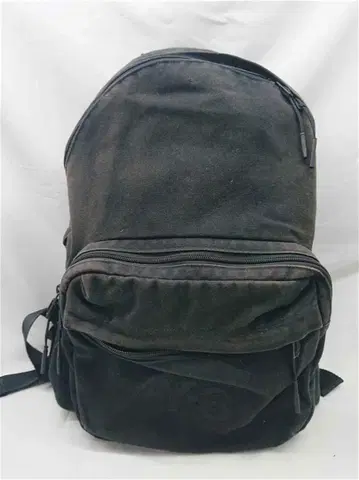 와이쓰리 가죽 절개 백팩 블랙 계열 럭색