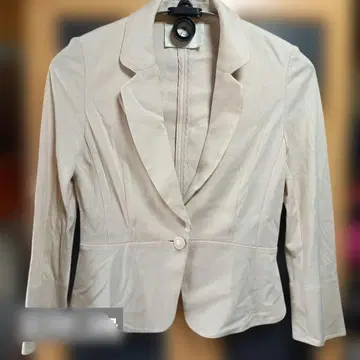 베이지 테일러드 자켓 1버튼