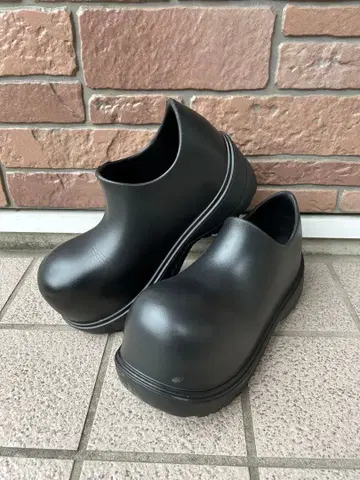 [ Chikashitsu + ] 볼륨 밑창 통굽 크로그 신발