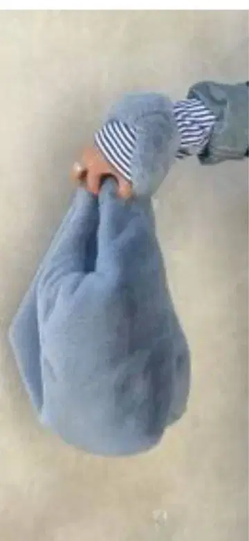 [ arron/애로우 ] FUR TOTE