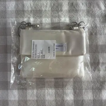 스미욘 체인 컴팩트 립 파우치 화이트