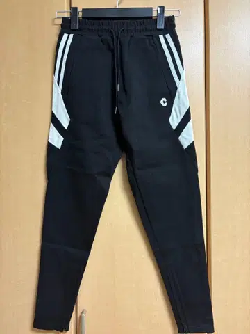 [ 미사용 새상품 ] CRONOS 블랙 스키니 팬츠