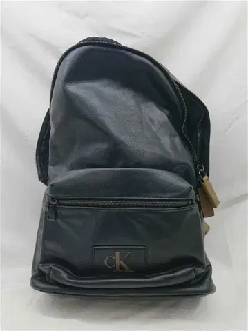 캘빈 클라인 진스 가죽 느낌 백팩 블랙 계열