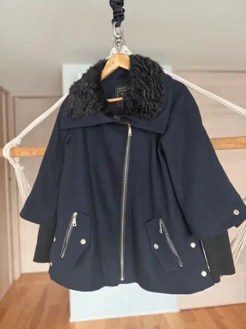 GUESS 울 네이비 코트