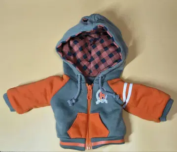 우타프리 프리캐 프린스 후드티 아란차