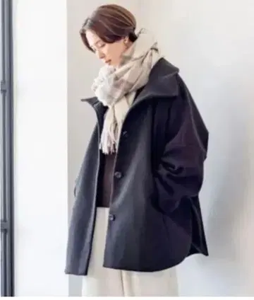 렙심 울리 스탠드 판초 코트 블랙