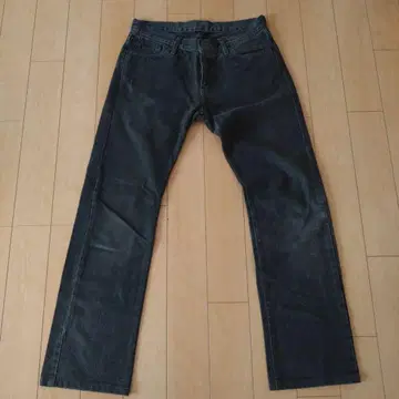 Acoustic 다크 그레이 스트레이트 데님