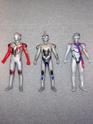 울트라맨 소프트 비닐 (엑스, 엑시드X, 블레이저)