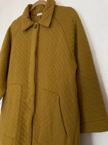 [ SUNVALLEY ] 솜 퀼팅 스텐카라 코트