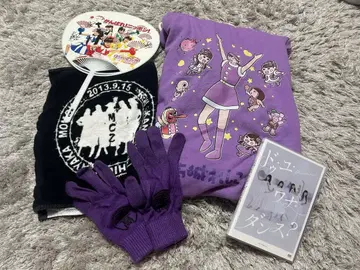 모모이로 클로버 Z 후드티