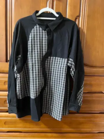 tree cafe 체크 무늬 셔츠