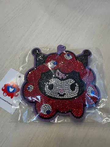 미야쿠미야쿠 x 산리오 쿠로미 스톤 키링