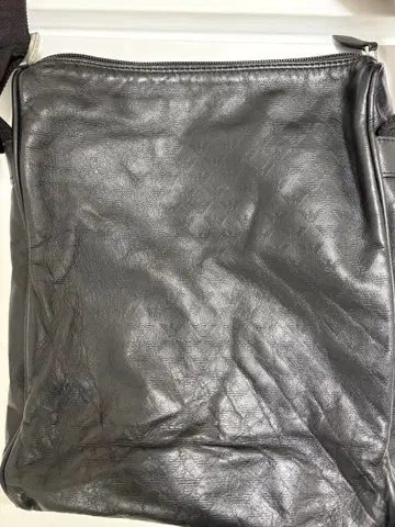 엠포리오 아르마니 블랙 숄더백