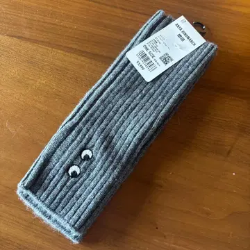 ANYA HINDMARCH 그레이 암커버 ONE SIZE