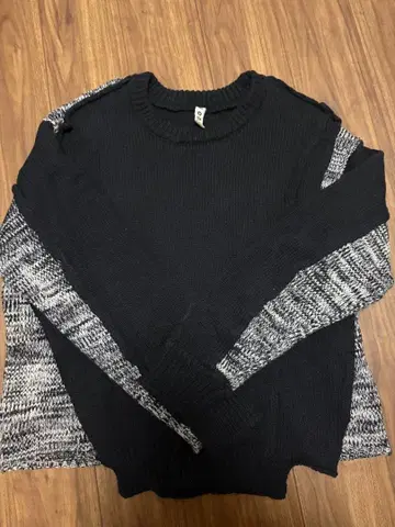 KOOI 니트 사이즈 2