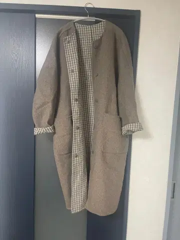 어반 리서치 브라운 리버서블 체스터 코트