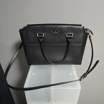 [10/31까지 판매] 케이트 스페이드 블랙 숄더 토트 백