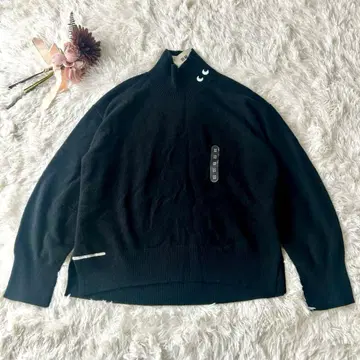 택 포함 새상품 유니클로 안야 힌드마치 캐시미어 100% 하이넥