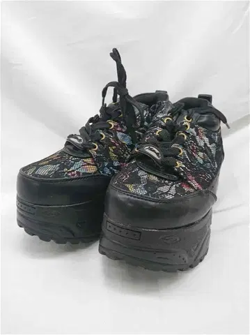 야누크 통굽 레이스업 슈즈 블랙 계열 멀티 컬러 여성용