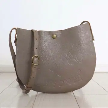 IL BISONTE 일비종떼 빅 로고 가죽 숄더 백