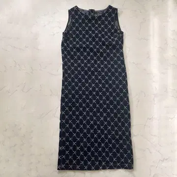 새상품급 앙코르 키 스트레치 올 로고 무늬 아름다운 실루엣 데님 네이비