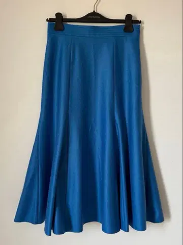 UNITED ARROWS 유나이티드 애로우즈 스커트 블루 40