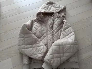 메리제니 퀼팅 자켓 후드 부착 베이지