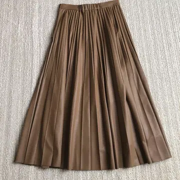 내추럴 뷰티 베이직 인조 가죽 플리츠 스커트 S 사이즈