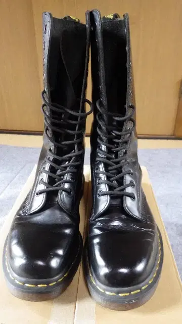 Dr.Martens 닥터마틴