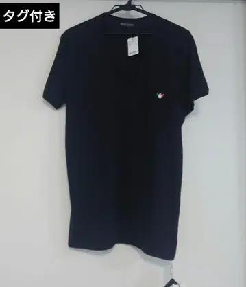 엠포리오 아르마니 V넥 티셔츠 블랙