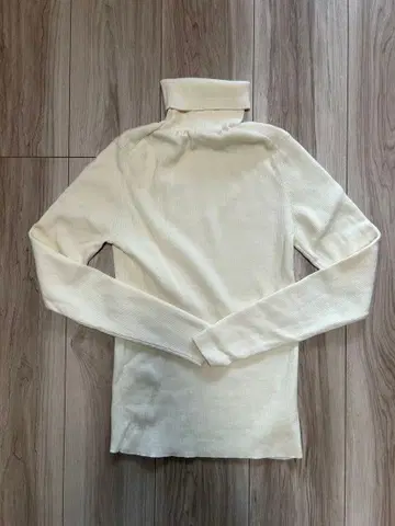 블레넘 터틀넥 니트