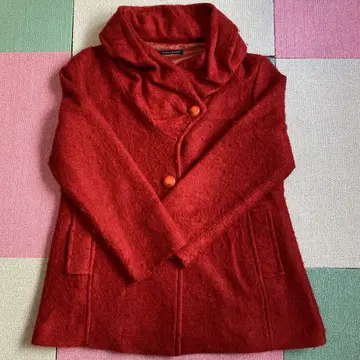 빨간색 울 코트